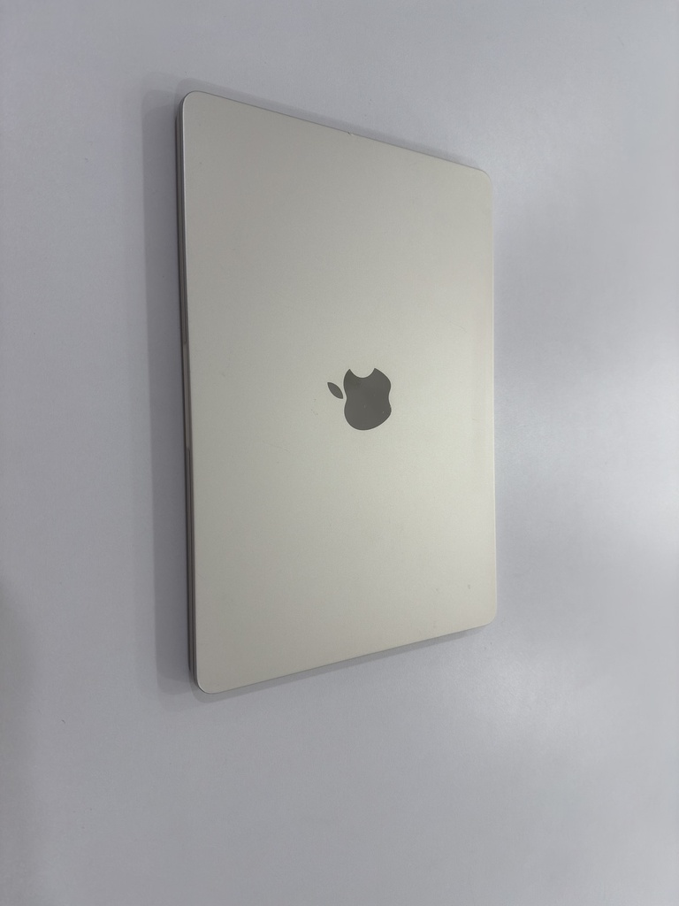 Apple MacBook Air Retina 13" 2022 M2 Starlight